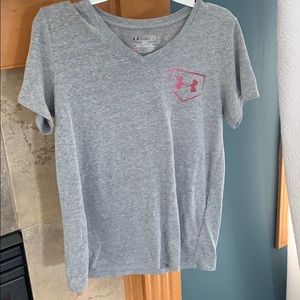Grey under armour tee